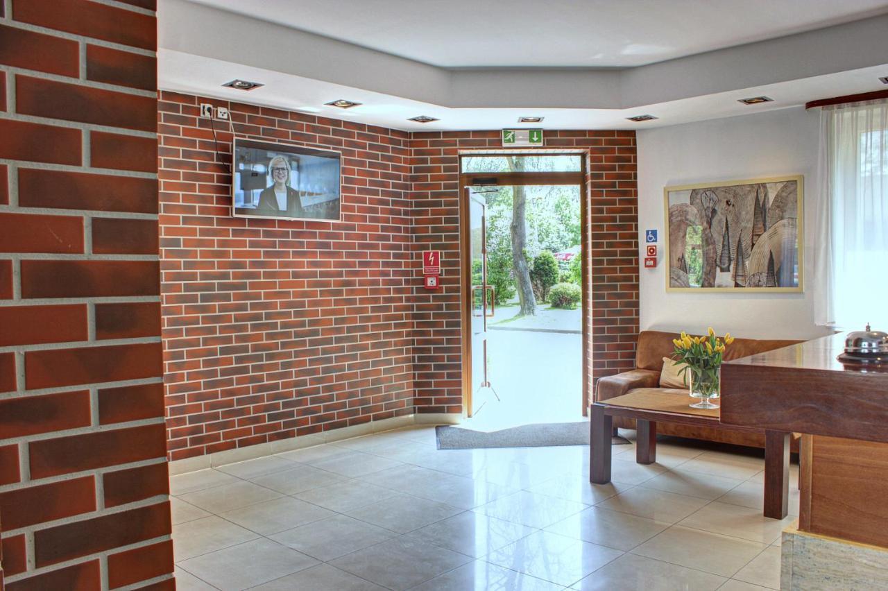 Hotel Olecki Oswiecim Bagian luar foto