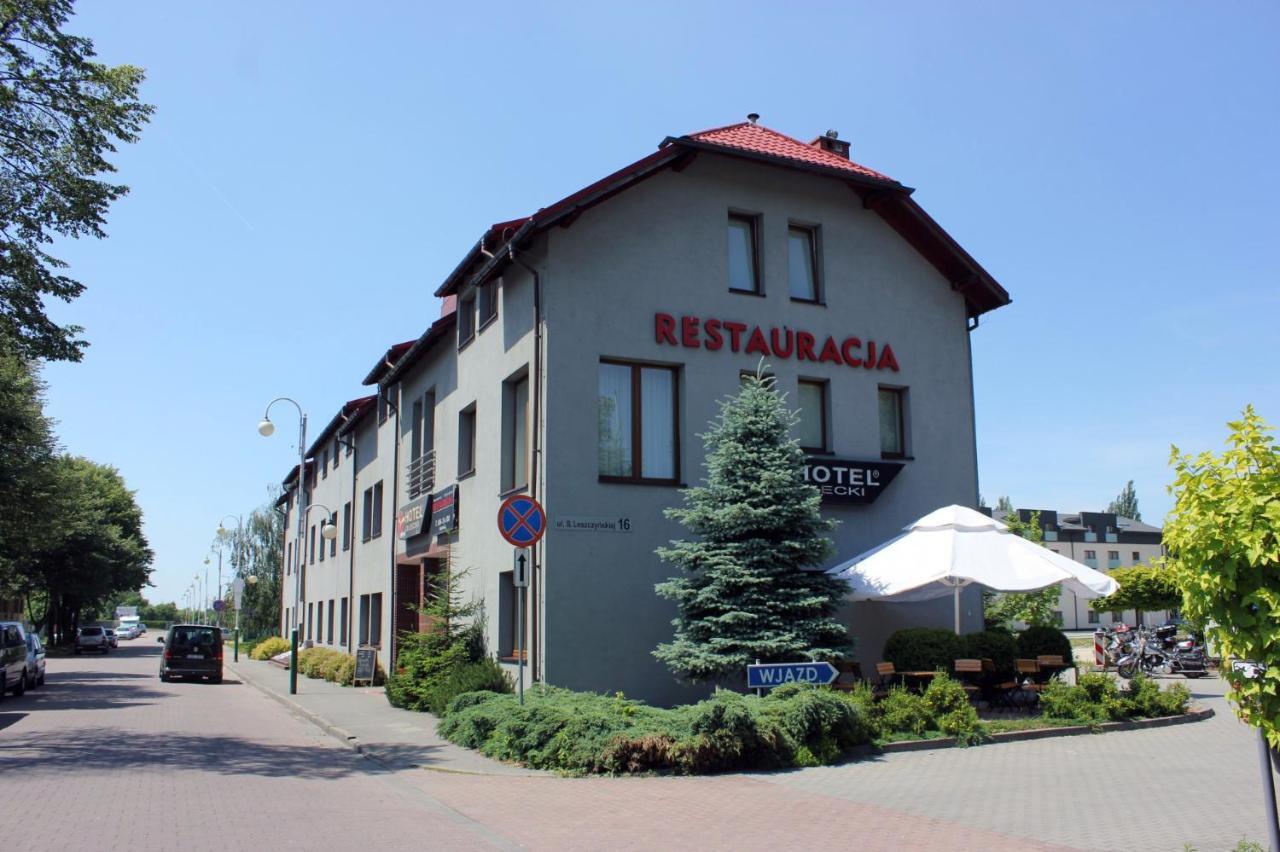 Hotel Olecki Oswiecim Bagian luar foto