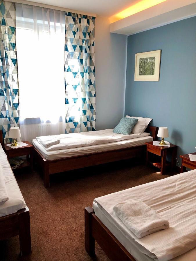 Hotel Olecki Oswiecim Bagian luar foto