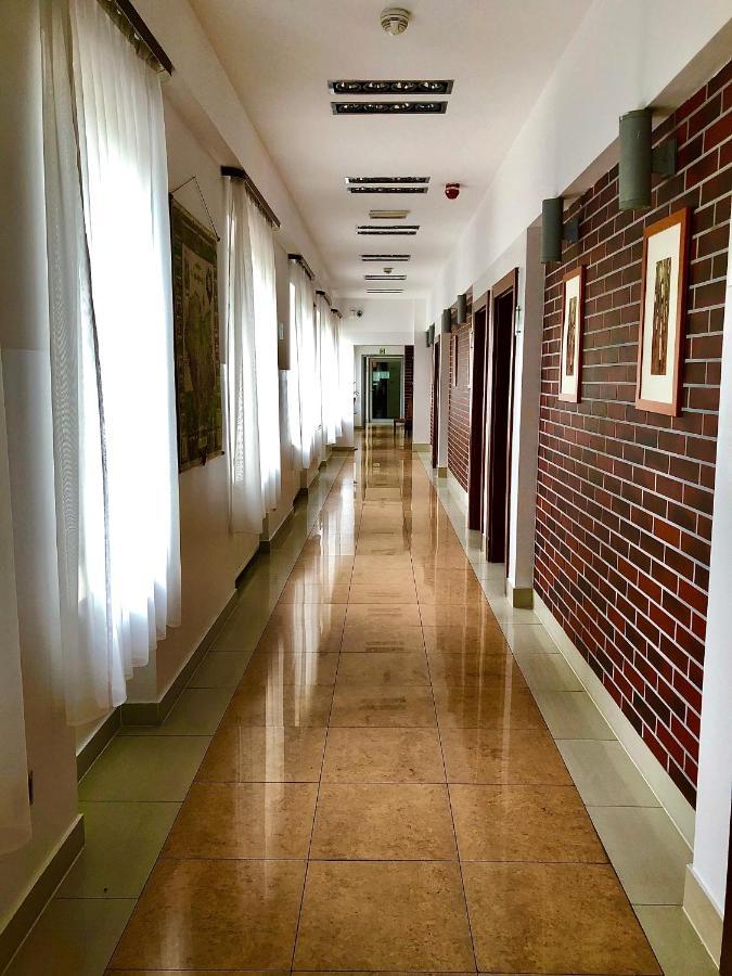 Hotel Olecki Oswiecim Bagian luar foto