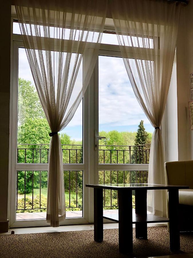 Hotel Olecki Oswiecim Bagian luar foto