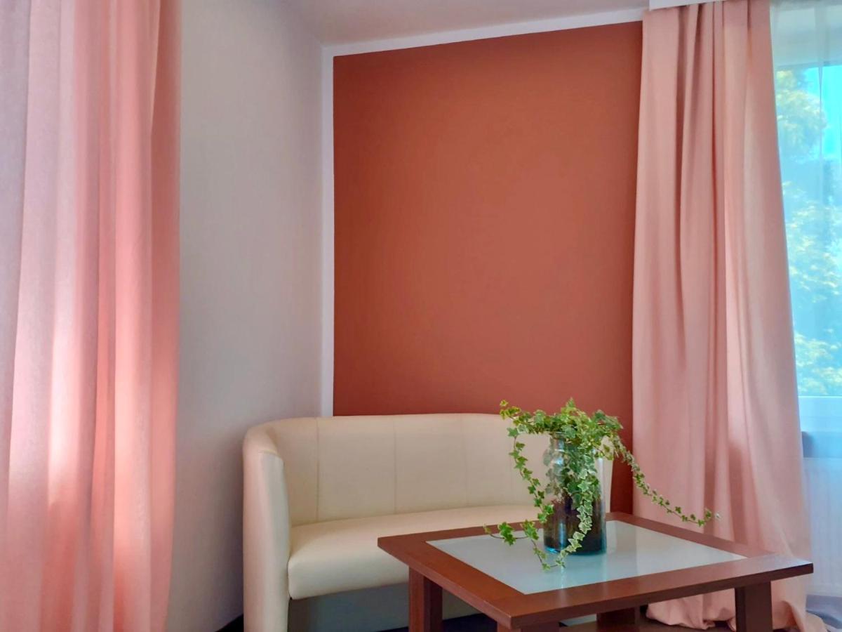 Hotel Olecki Oswiecim Bagian luar foto