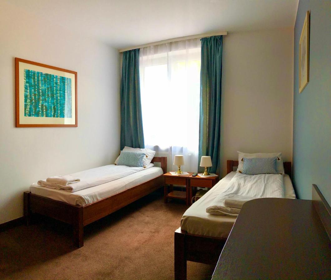 Hotel Olecki Oswiecim Bagian luar foto